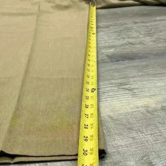 IZOD Pants Mens 36 Tan Straight Fit Leg Casual Size 36x30 Work Utility EUC - Picture 11 of 15